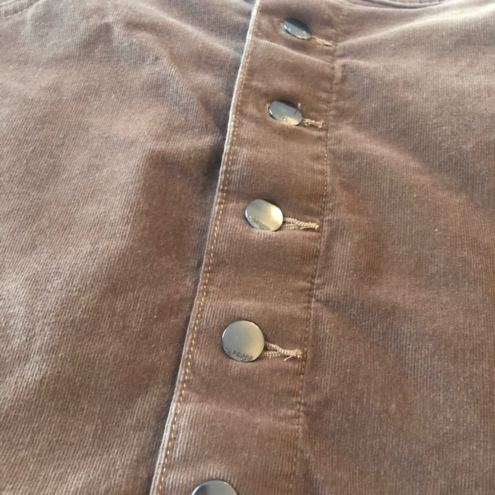 Express Skirt - Picture 4 of 5